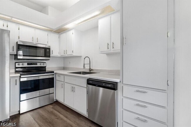 Foto del edificio - 19378 Coraltree Ct