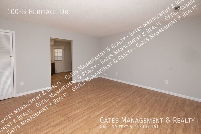 Building Photo - Tidy Duplex in Ideal Location