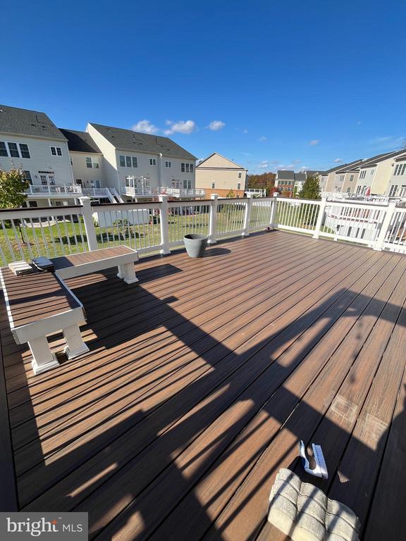 Foto del edificio - 21285 Park Grove Terrace