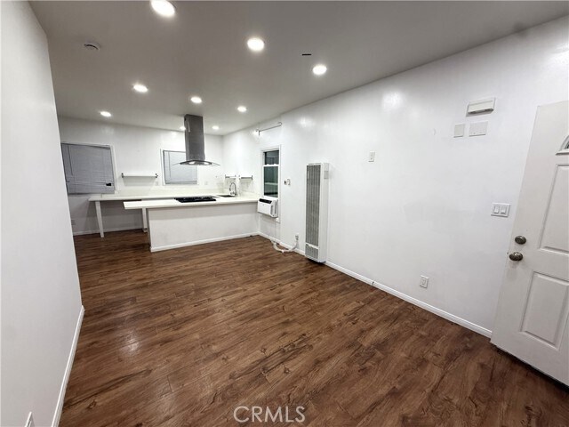 Foto del edificio - 3621 Denker Ave