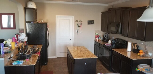 Foto del edificio - 5829 Worthing Dr