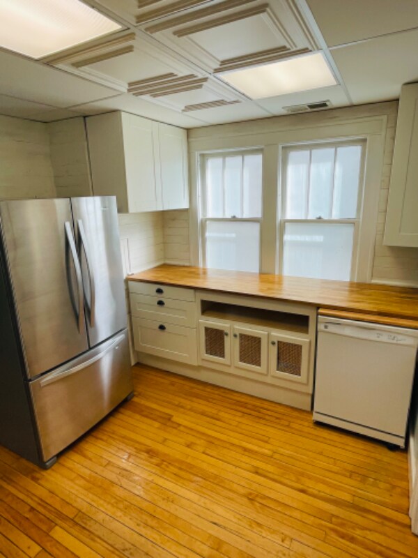 Foto del edificio - 611 Pascal St N