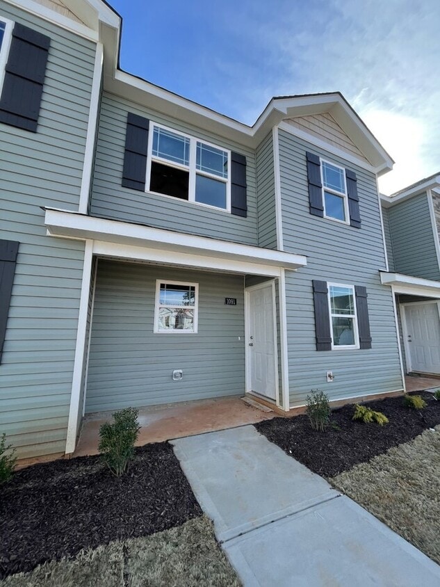 1091 Wiggins Village Dr, Youngsville, NC 27596 House Rental in