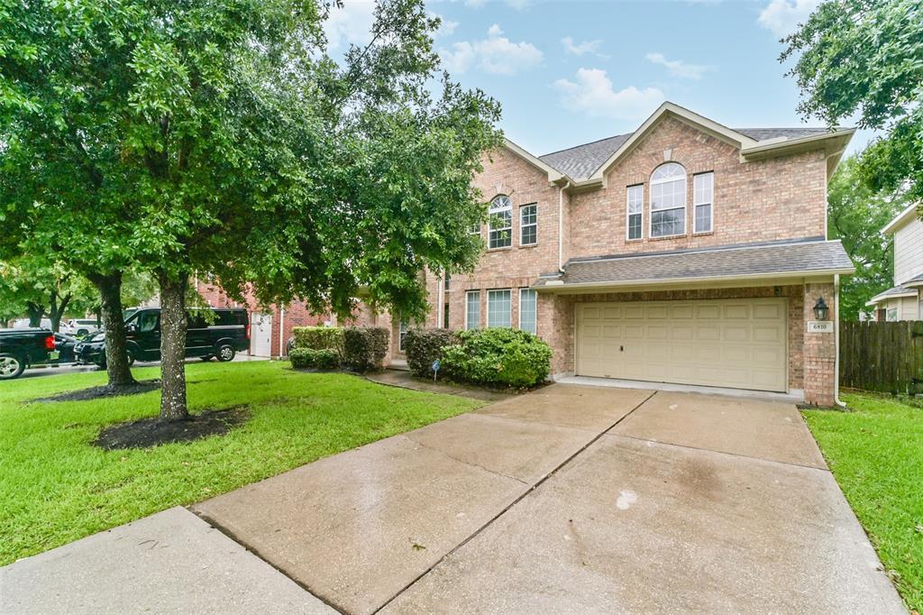 Foto principal - 6810 Latchmore Ln