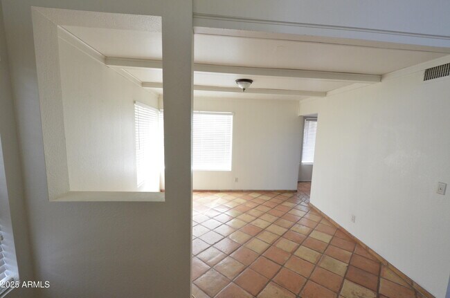 Foto del edificio - 8737 E Culver St