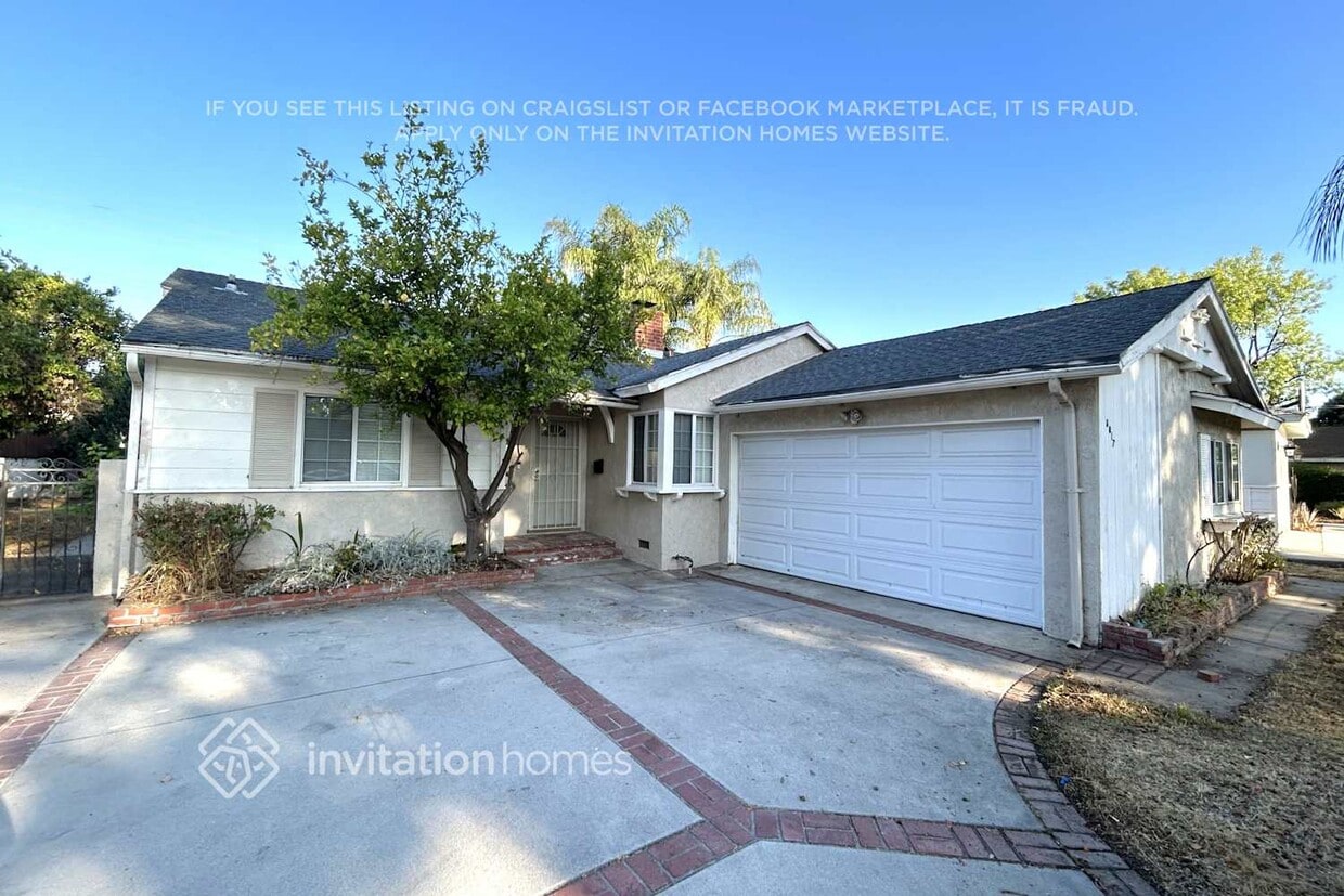 Primary Photo - 8017 Lurline Ave