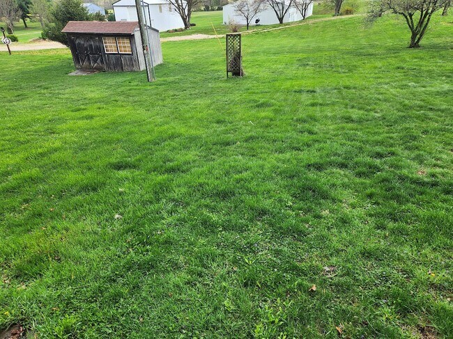 Foto del edificio - 4730 Old Elizabethtown Rd