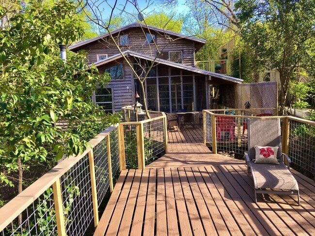 Foto del edificio - 16142 Spring Branch Trail