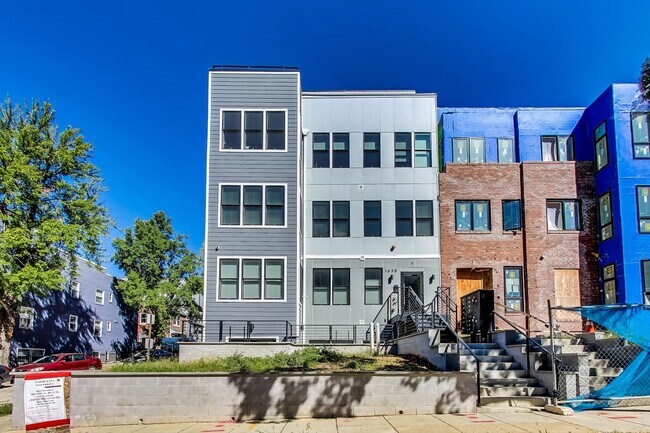 Foto del edificio - 1638 K St NE