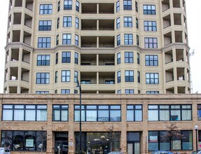 Building Photo - 1464 S Michigan Ave