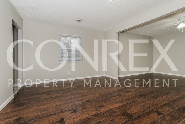 Building Photo - SPACIOUS 4 Bedroom Home in Erlanger!