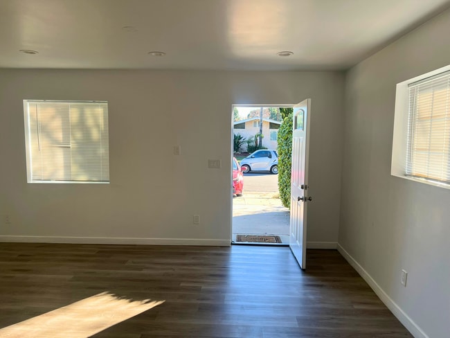 Building Photo - 8400 Fullbright Ave