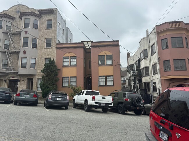 Building Photo - 287 41st St