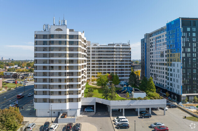 Building Photo - Aldebrain Tower