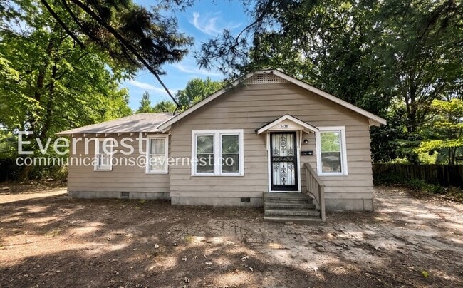Building Photo - 3438 Ardmore St