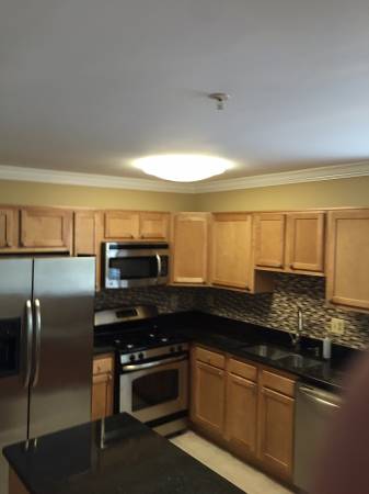 Foto principal - 940 Eastern Ave NE