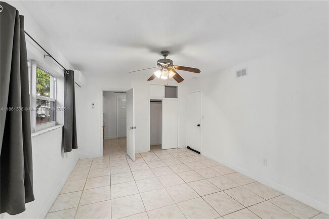 Building Photo - 7812 Juniper St