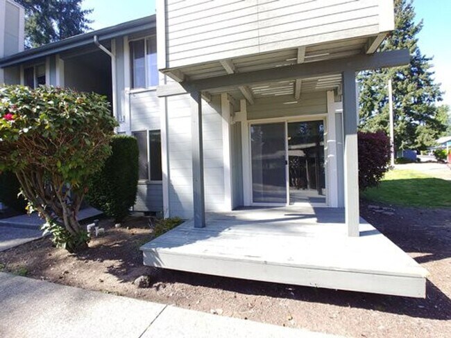 Foto del edificio - Cozy 2 Bedroom  Apt. Pet friendly, Federal...