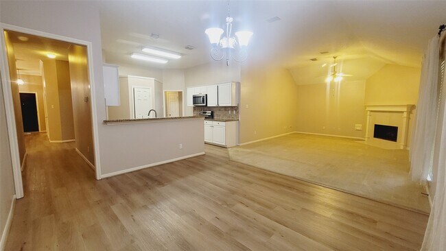 Foto del edificio - 16215 Brinton Ct