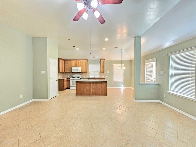 Building Photo - 16834 Jelly Park Stone Dr
