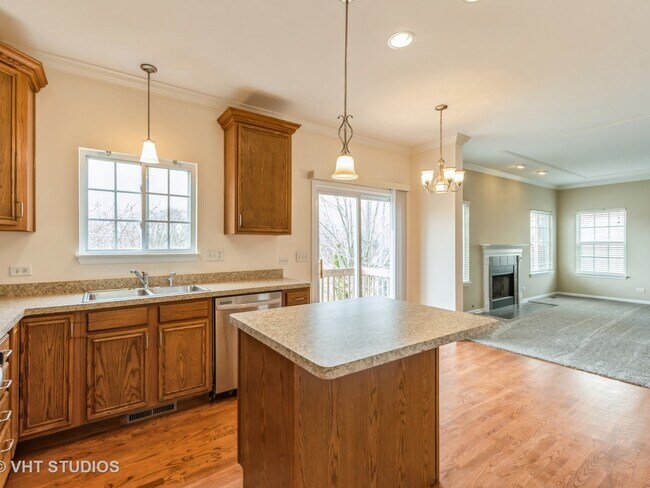 Building Photo - 2119 Serenity Ln