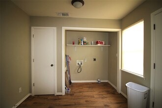 Building Photo - 7729 Farm to Market Rd 1301 Building Photo - 7729 Farm to Market Rd 1301