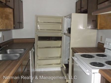 Building Photo - 650 Tupelo Trl