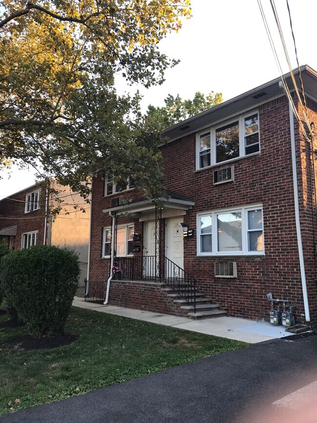 116 Filbert St Unit 2 nd floor, Roselle Park, NJ 07204 116 Filbert St