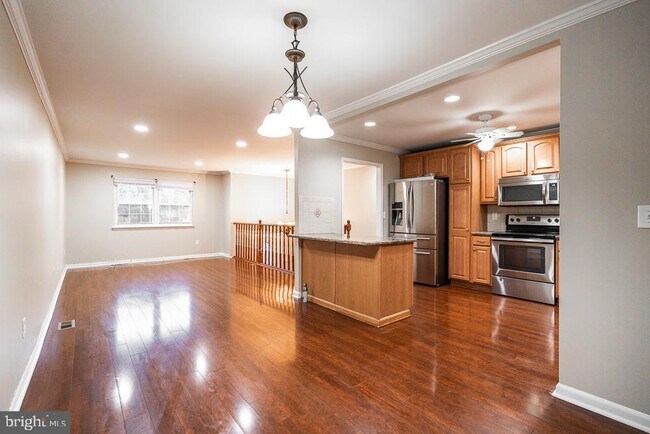 Building Photo - 1604 Severn Run Ct