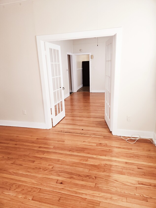 Dinning Room & Living Room - 2111 Hamburg St