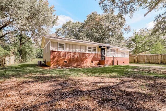 Building Photo - 4533 Sentry St
