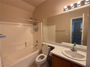 Building Photo - 215 Blackstone River Ave