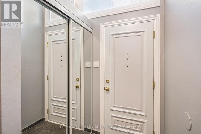 Photo du bâtiment - 560 Buchanan Crescent