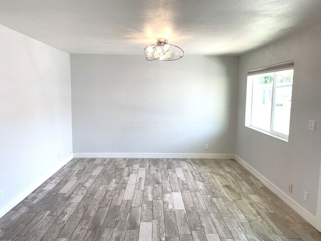 Foto del edificio - 3141 N 37th St