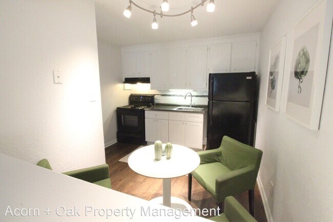 Foto del edificio - 2 br, 1 bath House - 1700 Chapel Hill Rd.