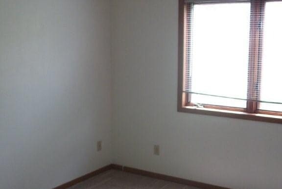Foto del edificio - 206 W Benton St