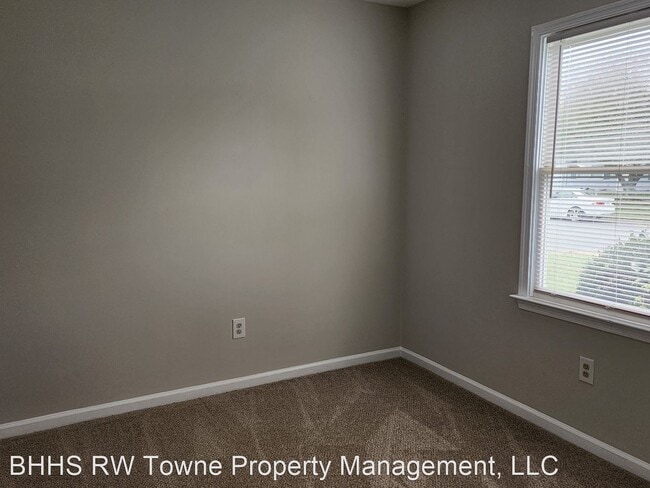 Foto del edificio - 3 br, 2 bath House - 748 Casey Terrace