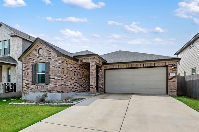 Building Photo - 704 Bailey Park Dr