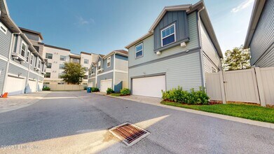 Building Photo - 7430 Beach Walk Place