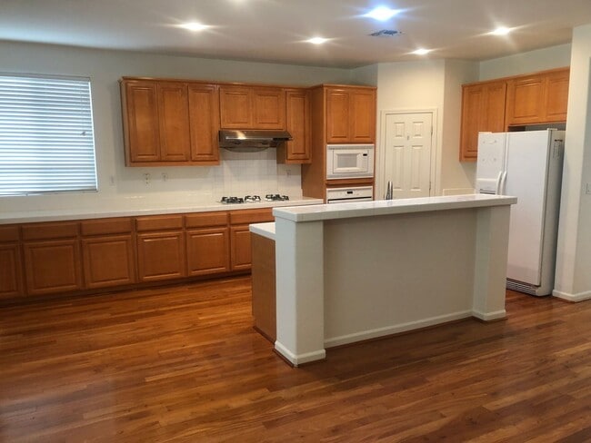 Foto del edificio - 2306 Campbell Cir