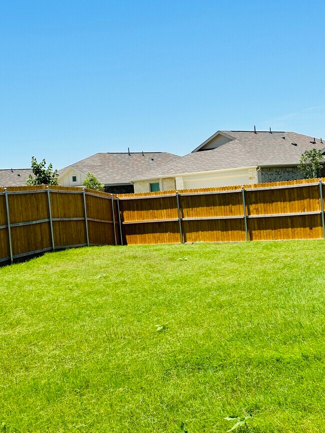 Building Photo - 1447 Dovekie Dr