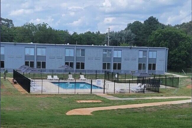 Foto del edificio - 4205 Hatch Blvd