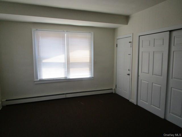 Building Photo - 99 E Merrick Rd