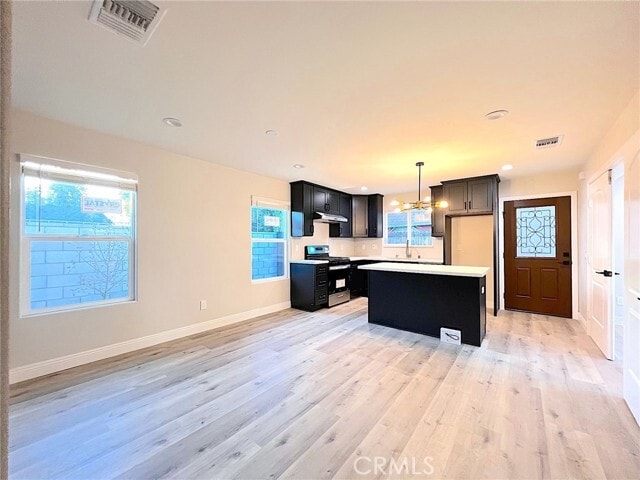 Building Photo - 5639 Persimmon Ave