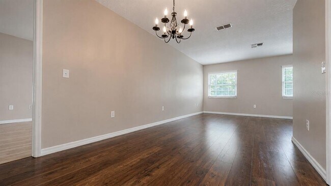 Building Photo - 2469 Lackland Ave