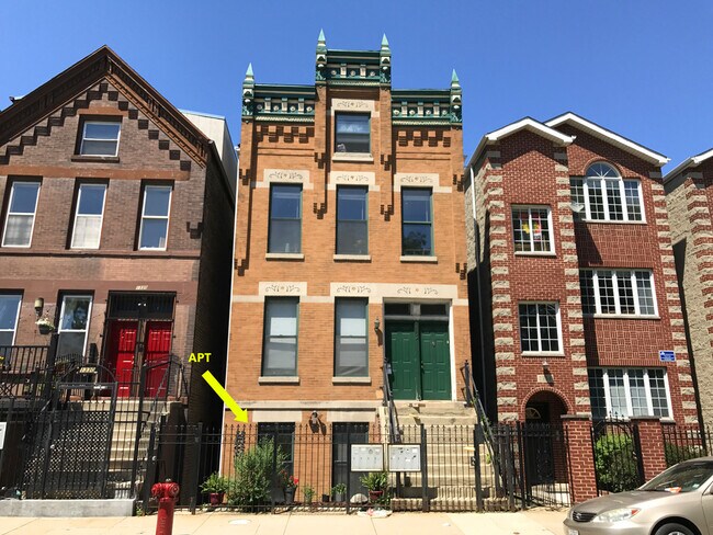 Building Photo - 1332 N Cleaver St