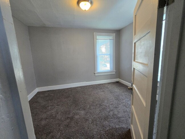 Building Photo - 1708 Grand Ave