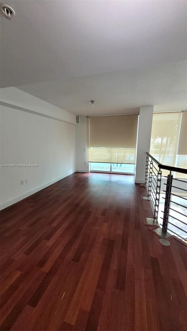 Building Photo - 41 SE 5th St