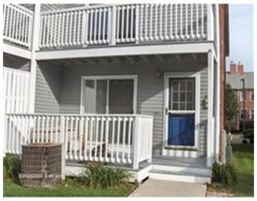 Building Photo - 14 Admirals Way