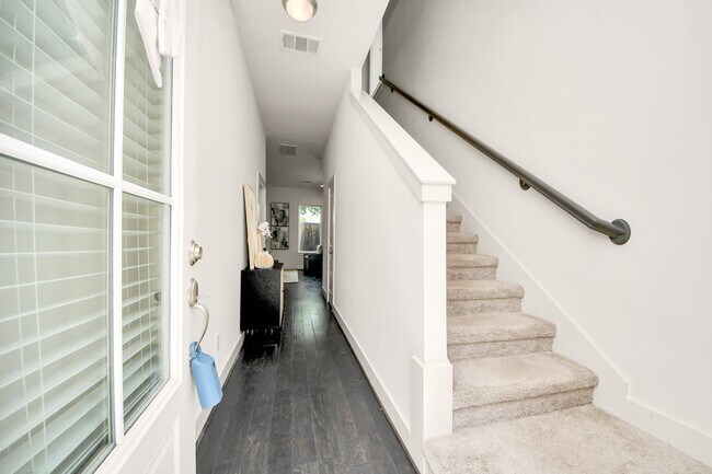 Foto del edificio - 9448 Kerrwood Ln